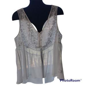 Torrid Sheer Women's Shirt Size 1 Sleeveless Floral Lace Bodice with Buttons